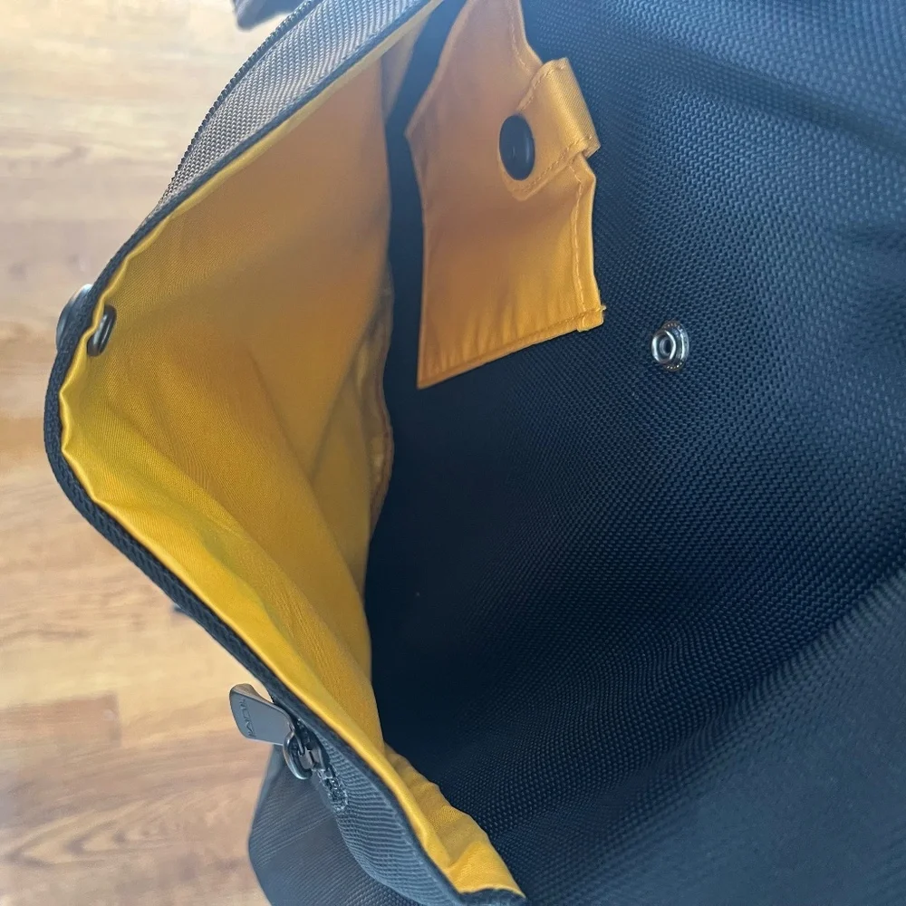 Tumi Tech Messenger Bag - 57012D